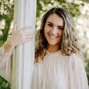 Meet your Posher, Jillian